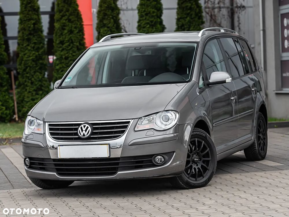 Volkswagen Touran - 5