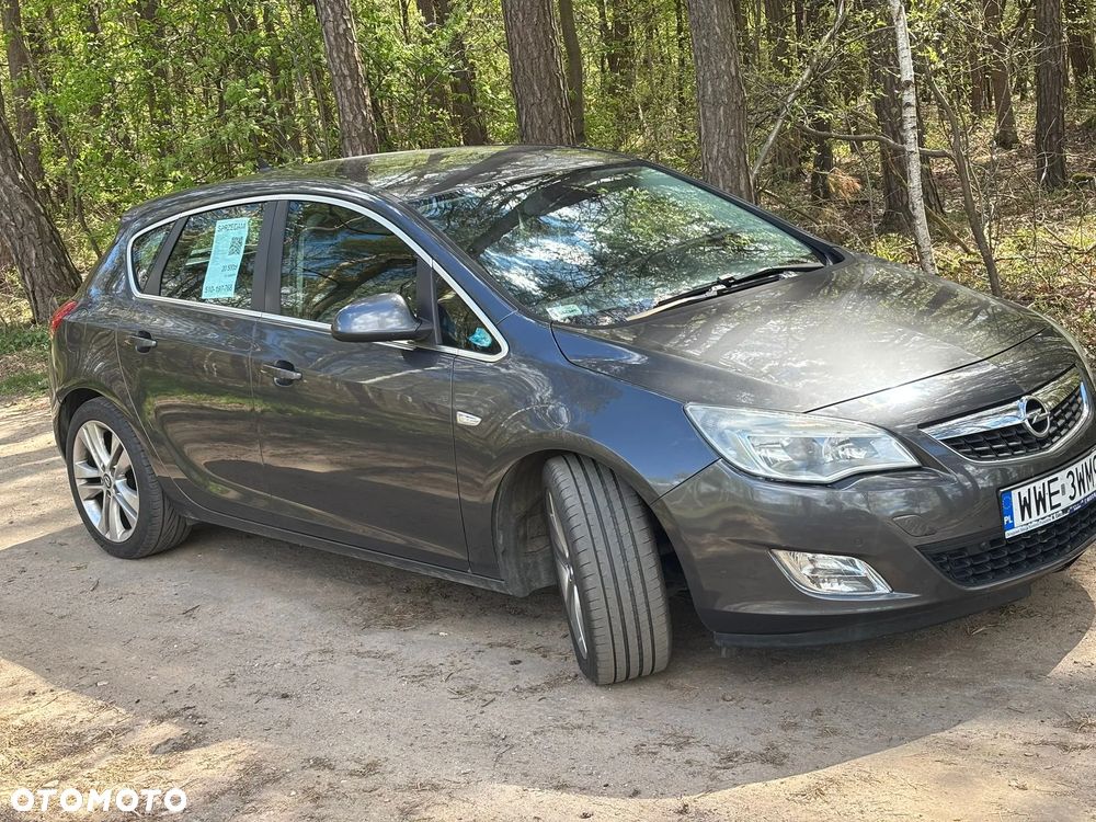 Opel Astra 1.7 CDTI Cosmo - 8