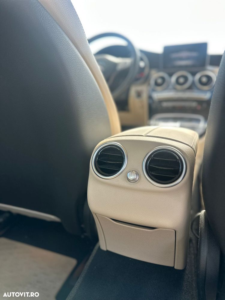 Mercedes-Benz C - 13
