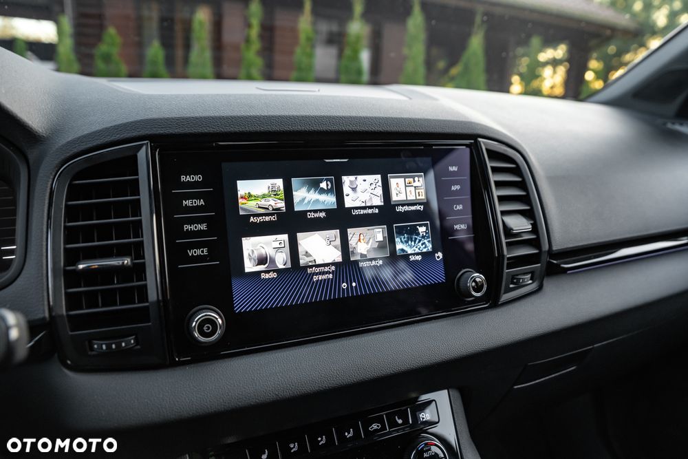 Skoda Karoq 2.0 TSI 4x4 DSG Sportline - 38