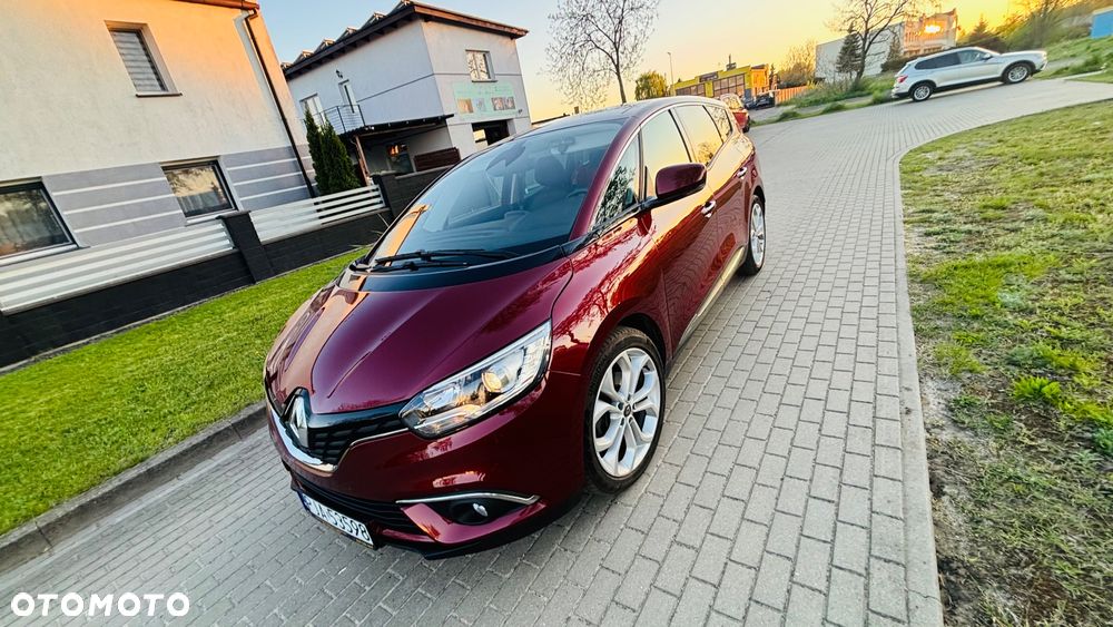 Renault Grand Scenic - 9