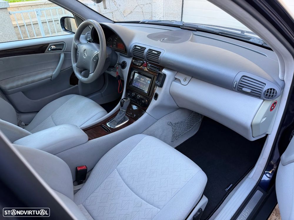 Mercedes-Benz C 220 - 7