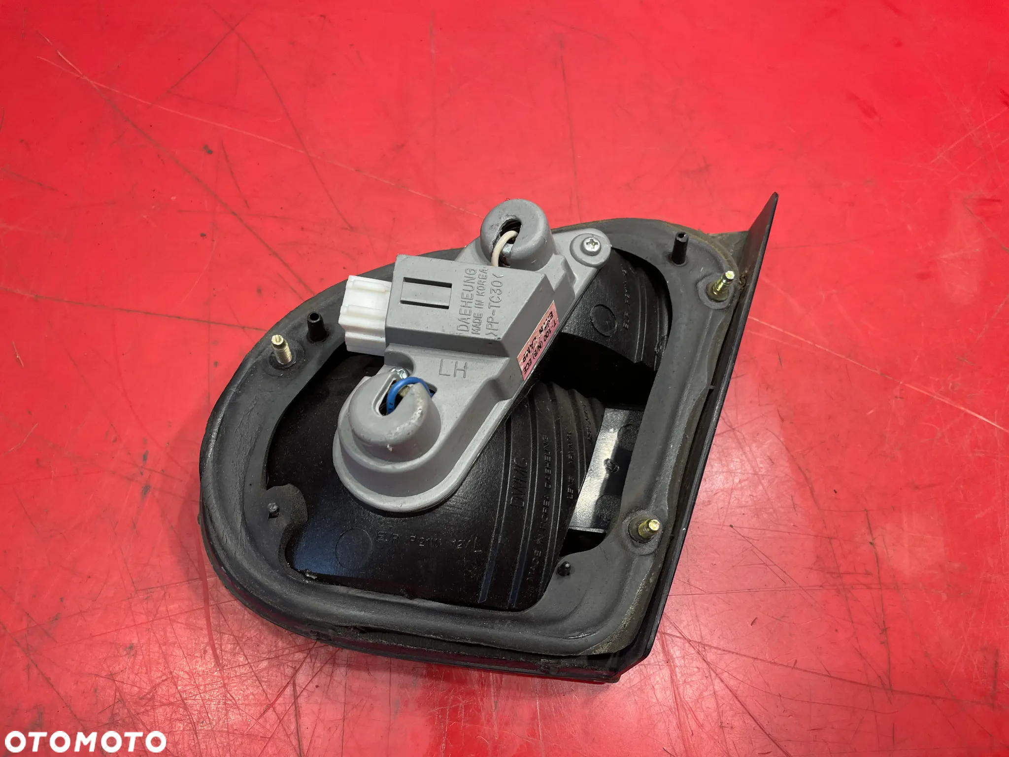 LAMPA TYLNA LEWA DAEWOO LANOS - 4