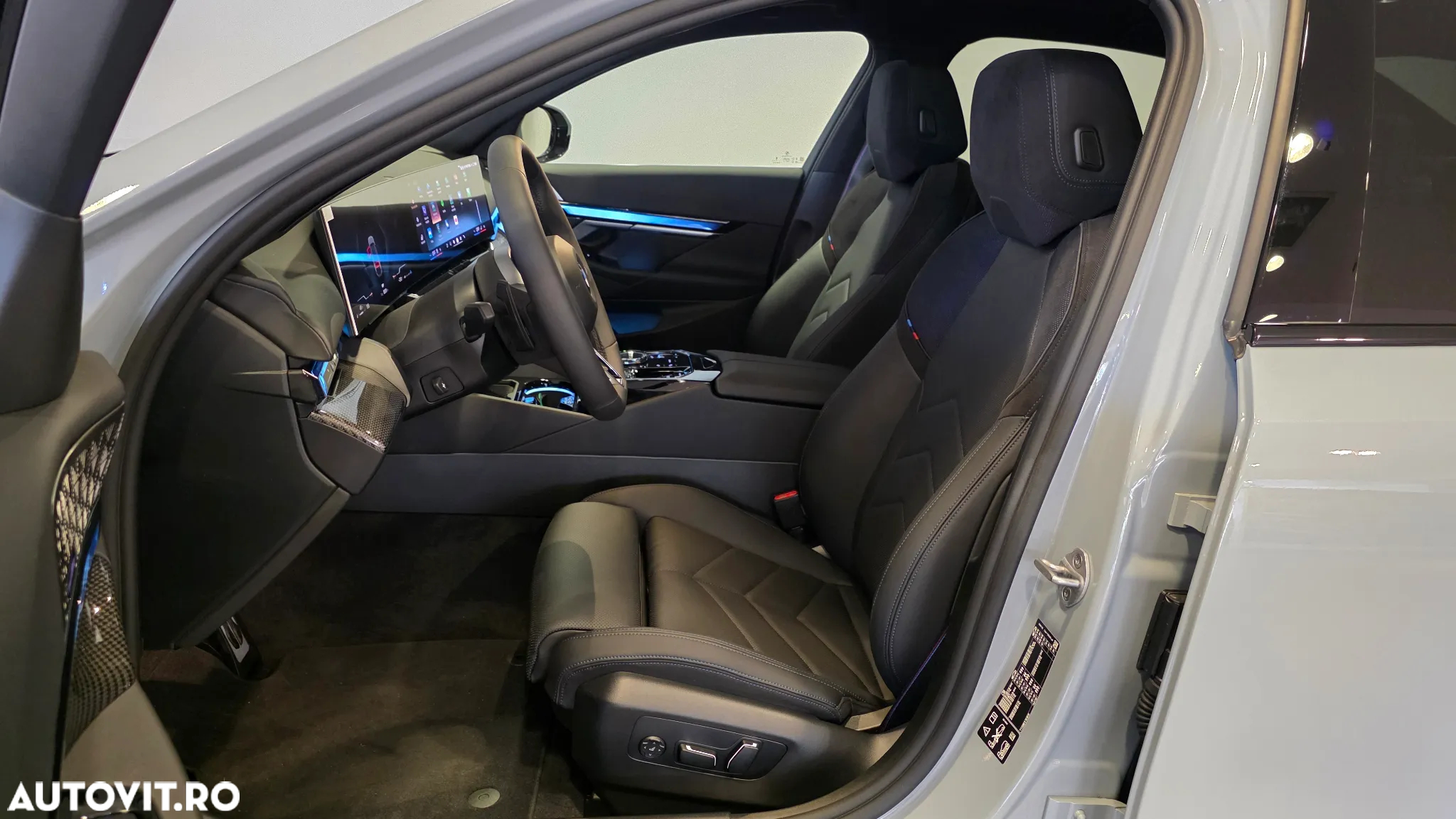 BMW Seria 5 520d xDrive AT MHEV - 8