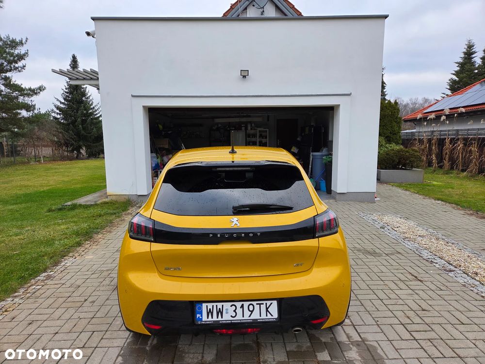 Peugeot 208 - 3