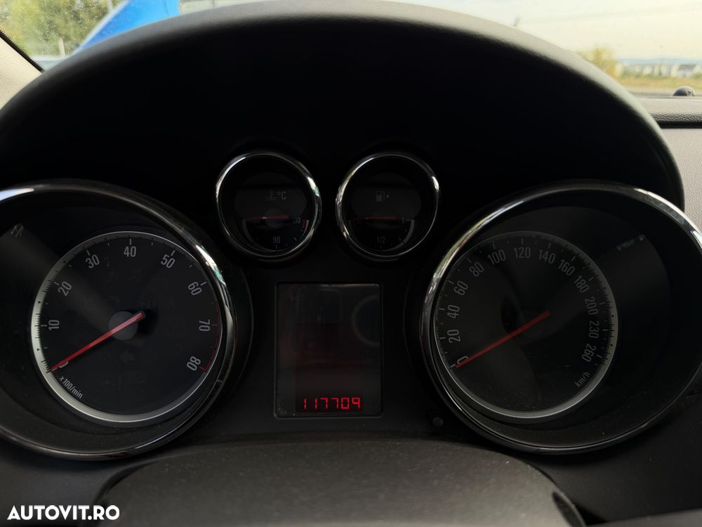 Opel Astra 1.6 - 5