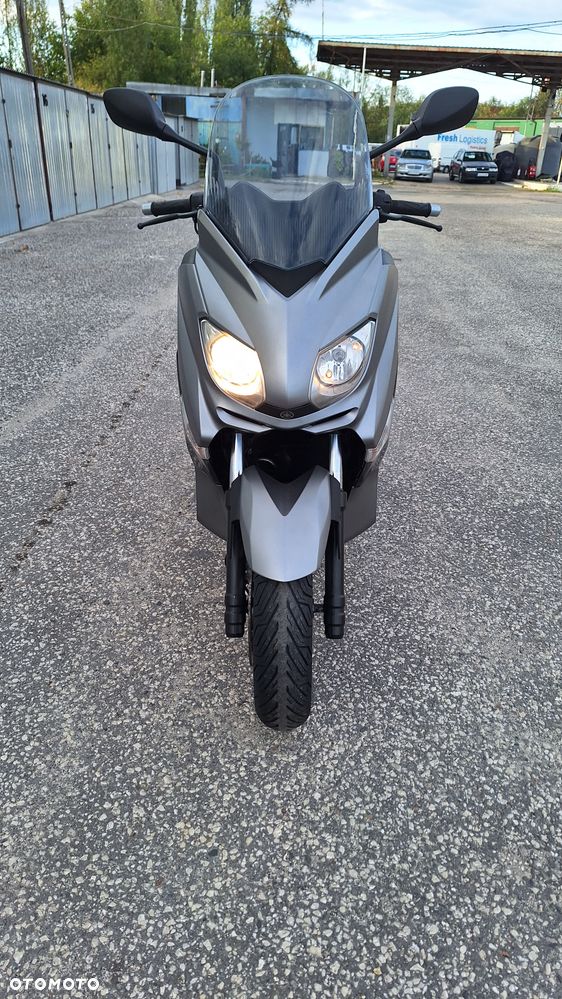 Yamaha X-max - 18