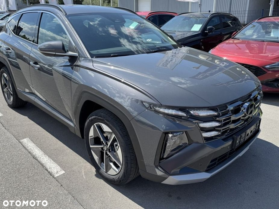 Hyundai Tucson - 2