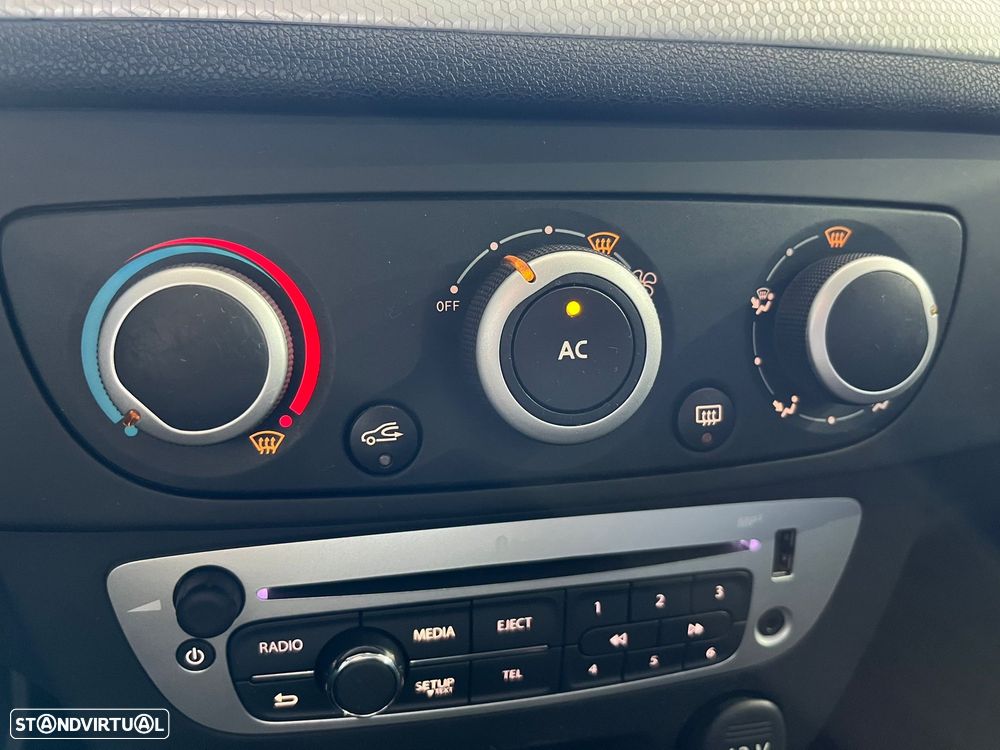 Renault Mégane Sport Tourer 1.5 dCi Dynamique S - 18