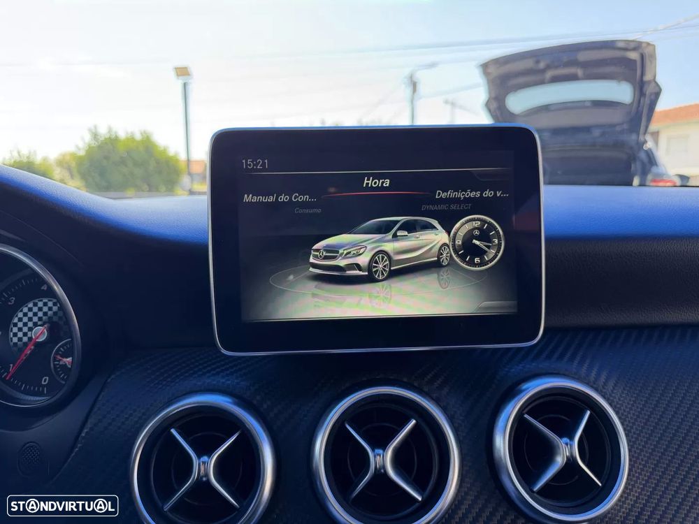 Mercedes-Benz A 180 d AMG Line - 28