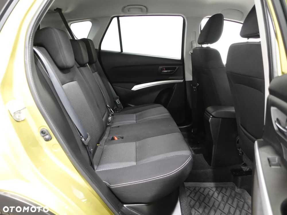 Suzuki SX4 S-Cross 1.6 VVT 4x4 Comfort - 26