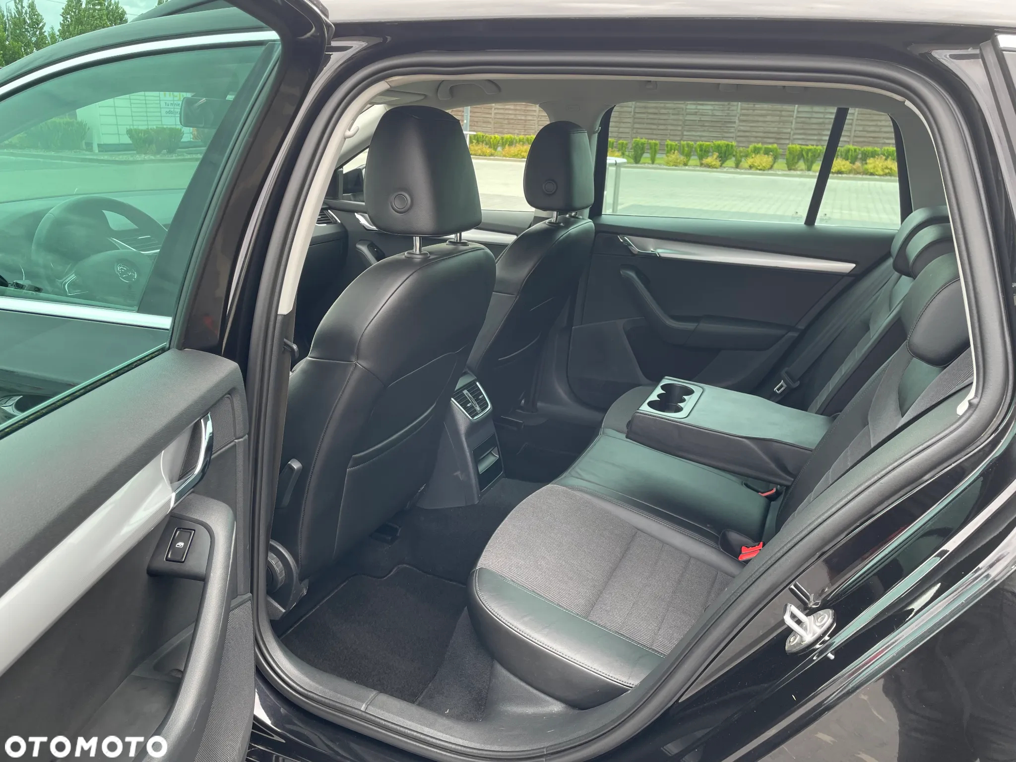 Skoda Octavia 1.8 TSI Joy DSG - 8
