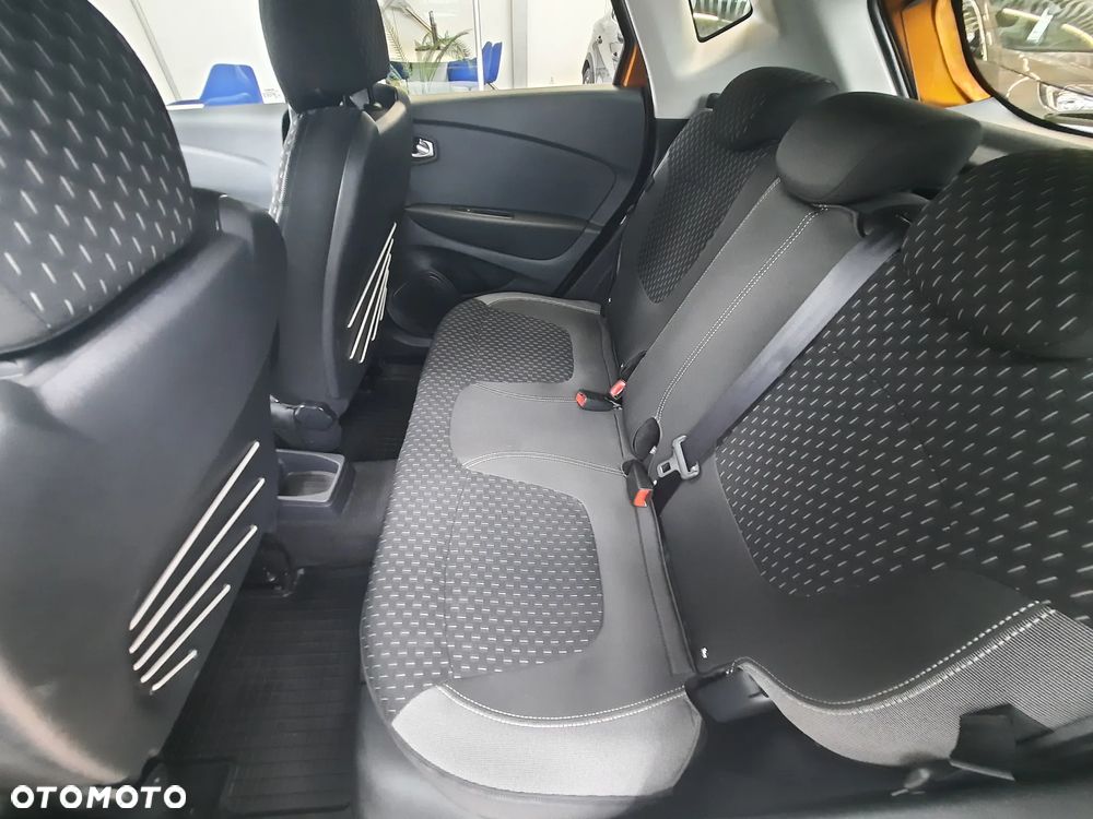 Renault Captur TCe 150 GPF INTENS - 17