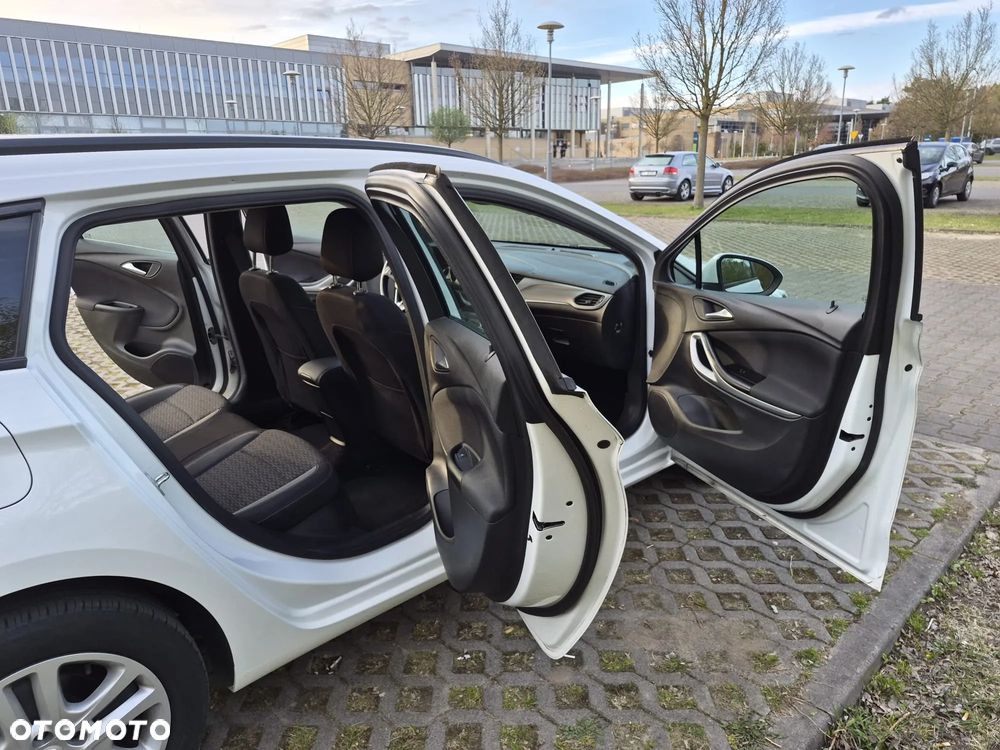 Opel Astra 1.5 D Start/Stop Business Edition - 11