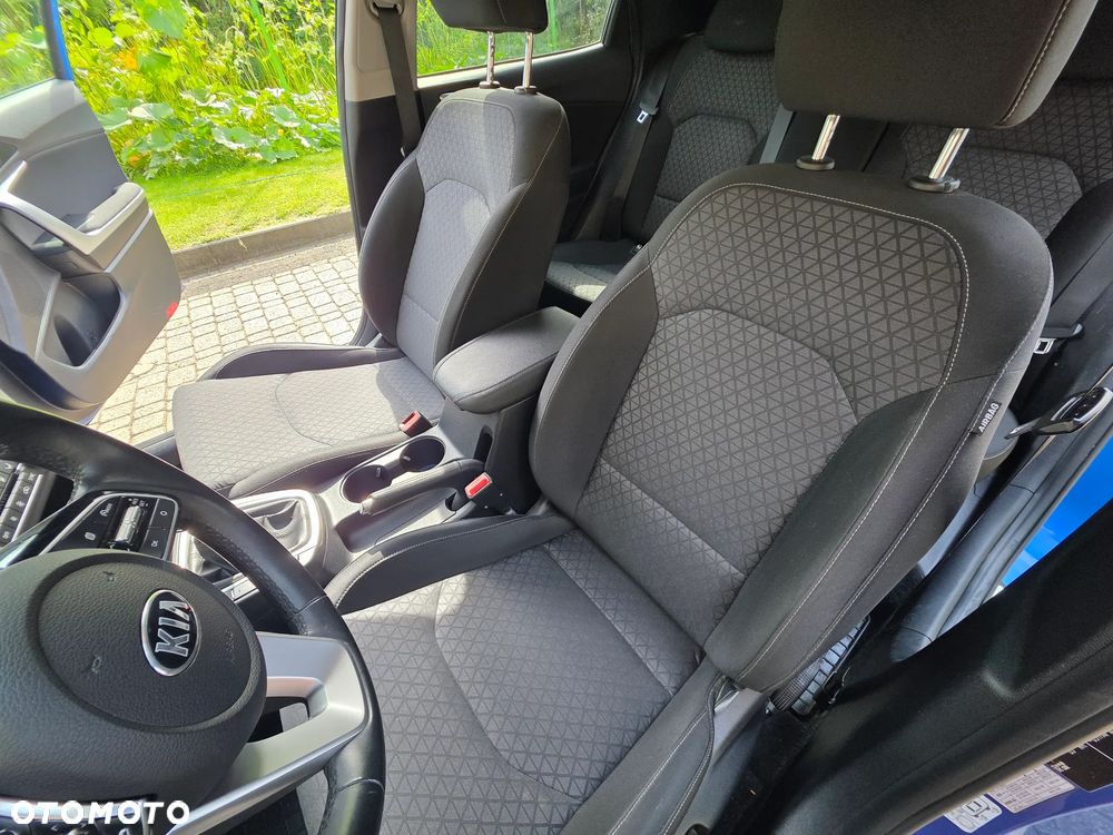 Kia XCeed - 10