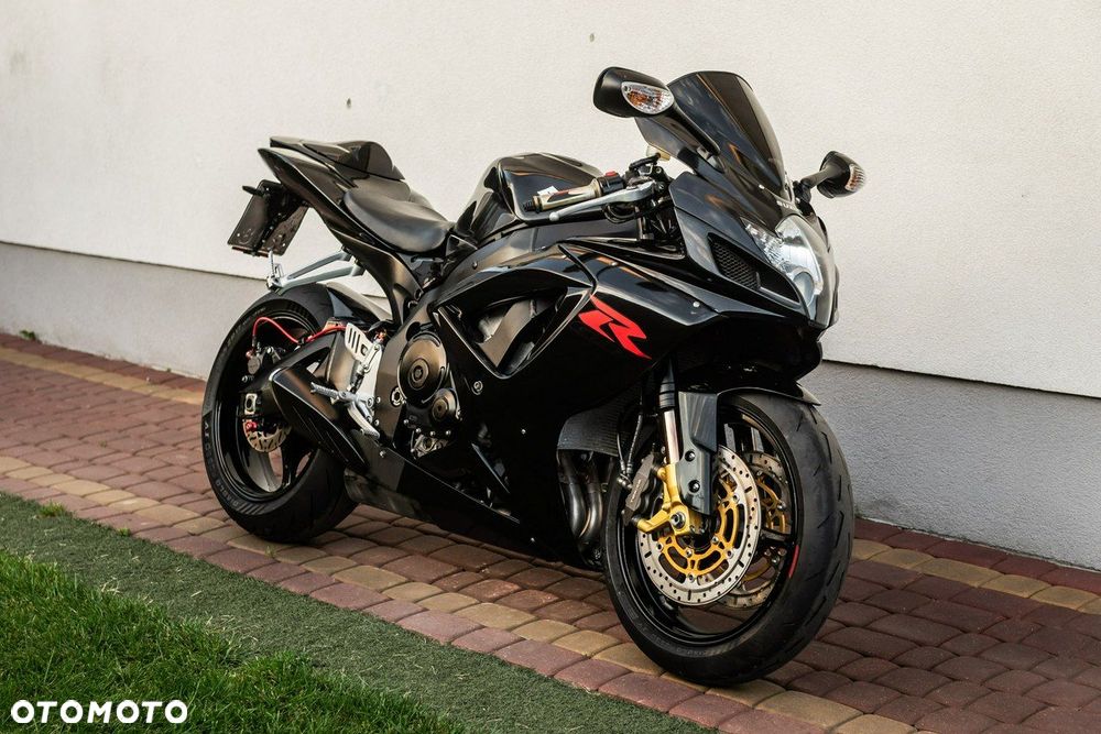 Suzuki GSX-R - 1