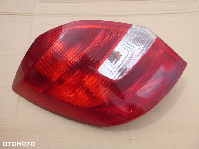 LAMPA LEWY TYŁ LEWA TYLNA SKODA FABIA II HB - 3