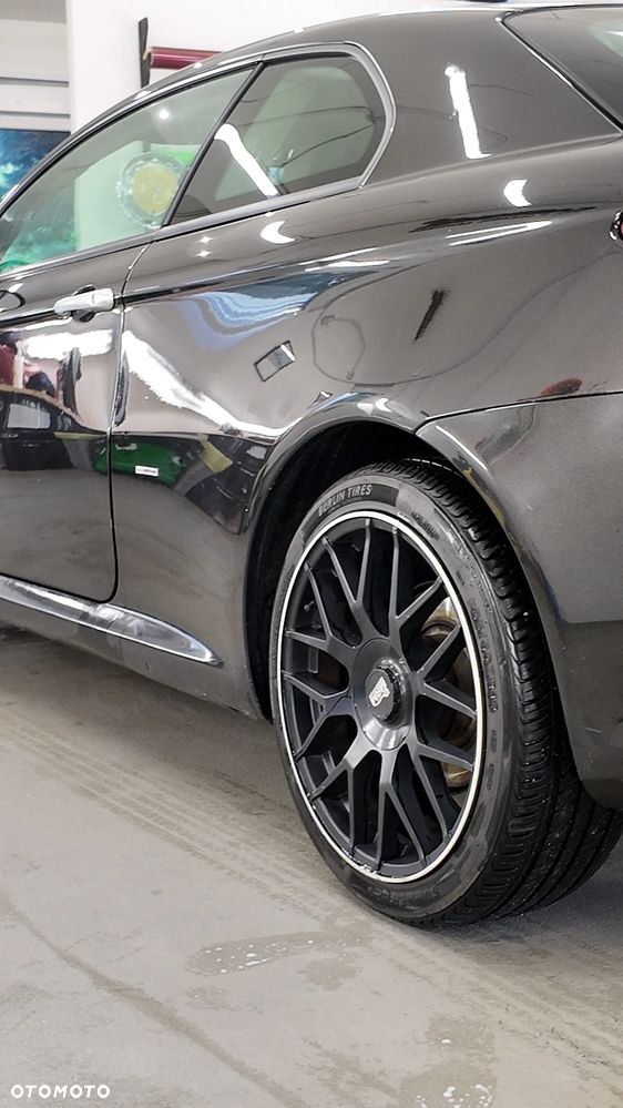 Alfa Romeo GT 2.0JTS Distinctive - 7