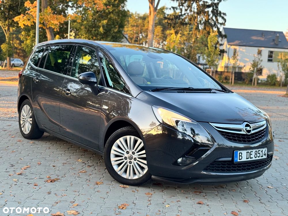 Opel Zafira 2015 photo 2