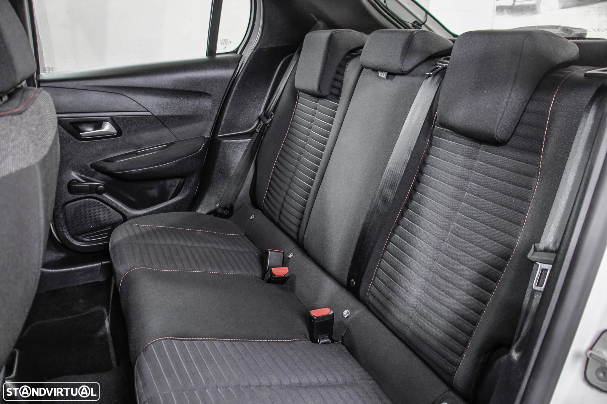 Peugeot 208 1.2 PureTech Active - 9