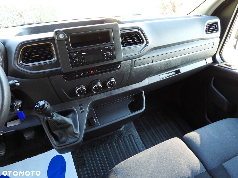 Renault MASTER PLANDEKA 10 PALET WEBASTO TEMPOMAT LEDY PNEUMATYKA KLIMATYZACJA  165KM - 31