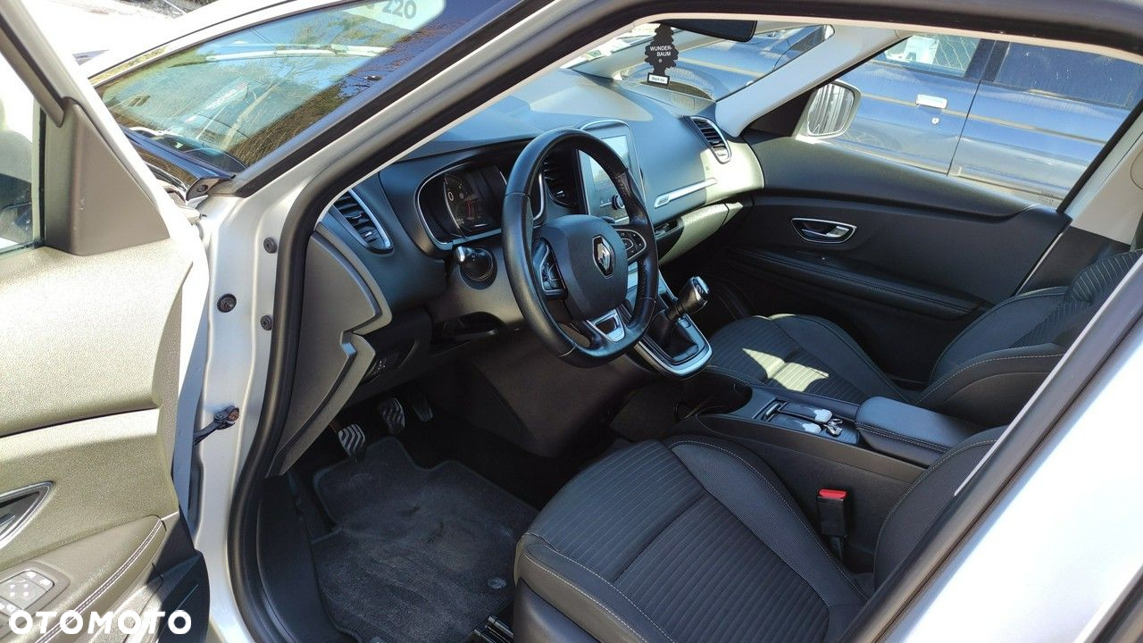 Renault Grand Scenic - 3