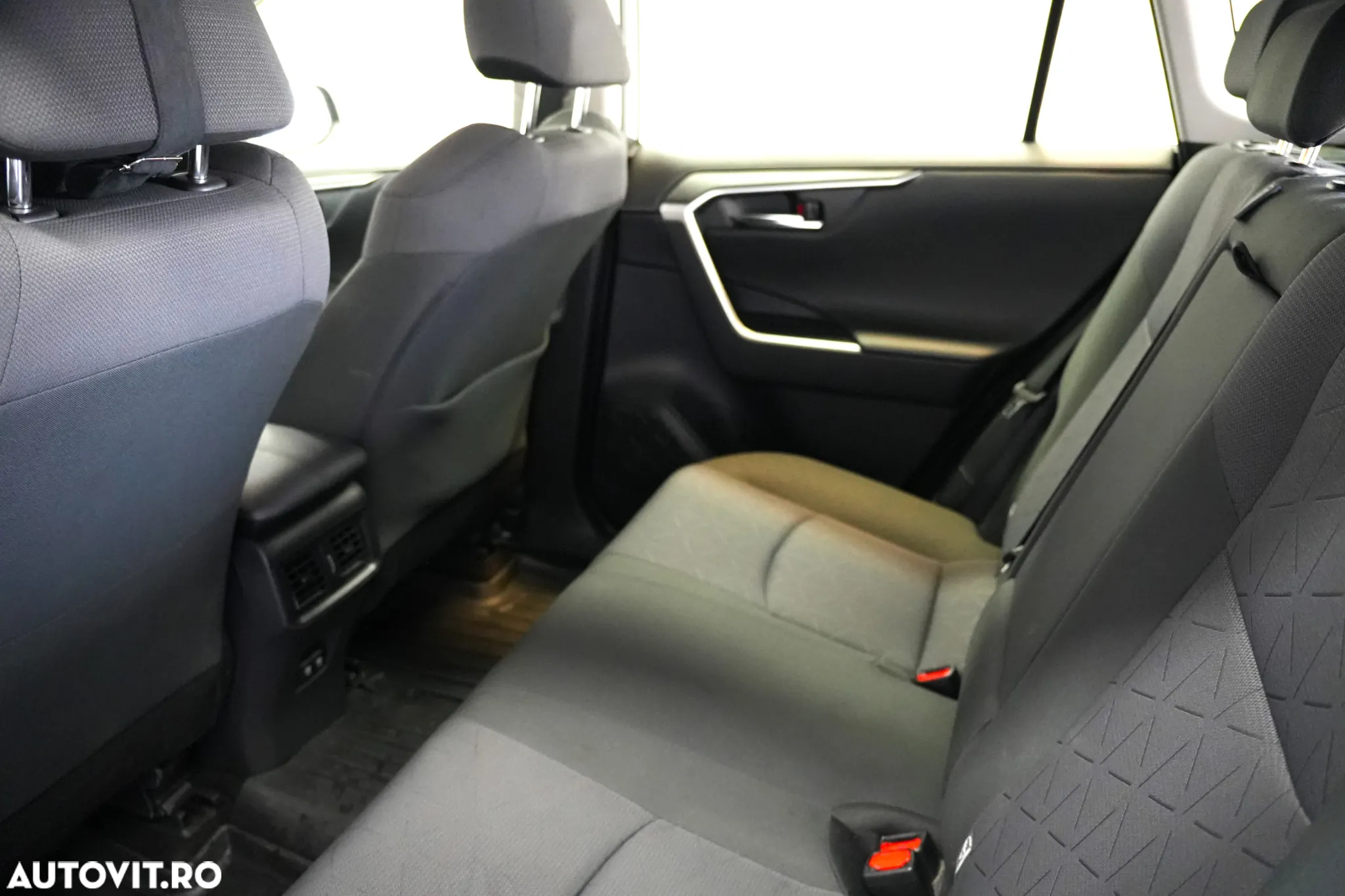Toyota RAV4 2.5 Hybrid VVT-iE 4x4 Dynamic - 9