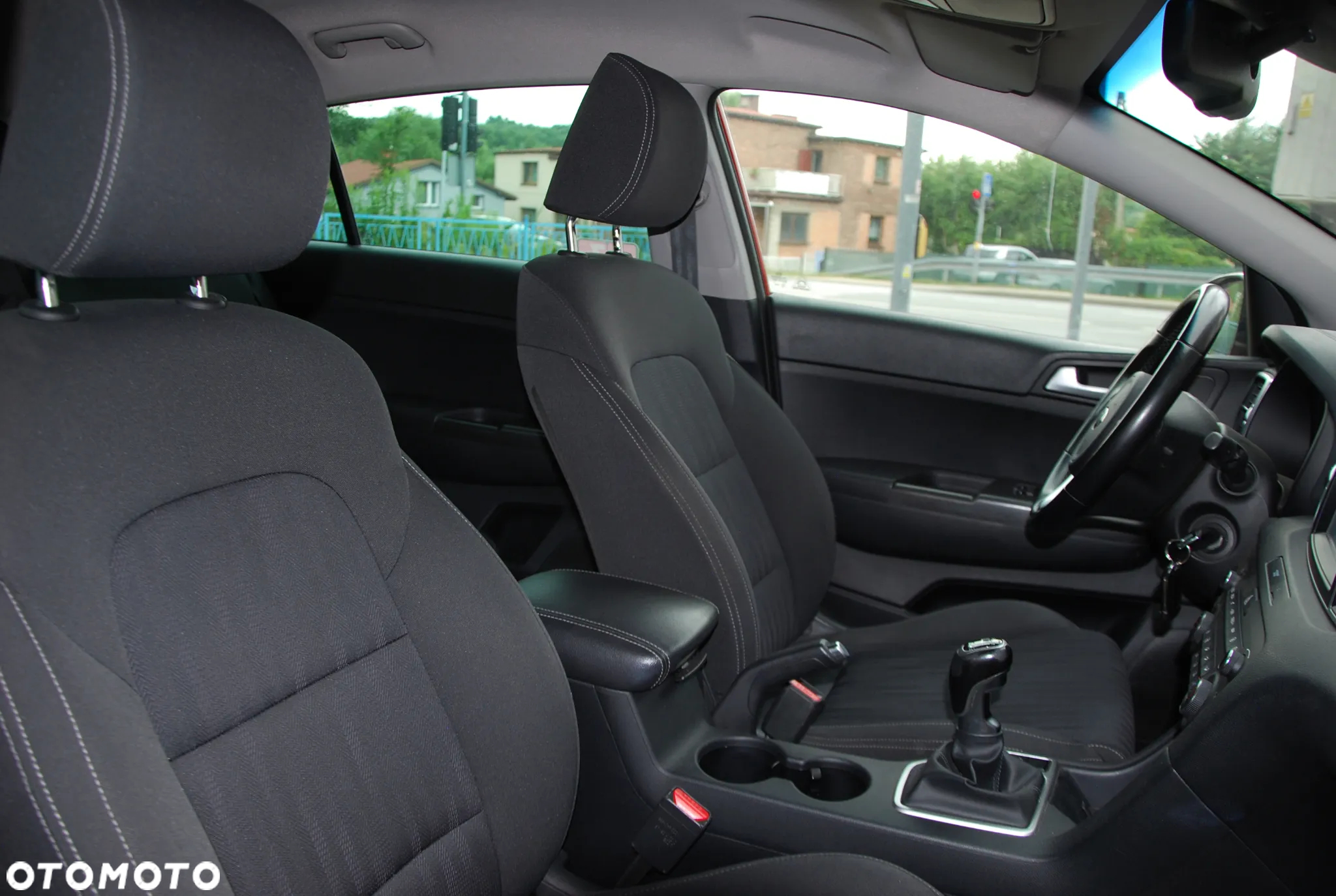 Kia Sportage 1.6 GDI L 2WD - 40