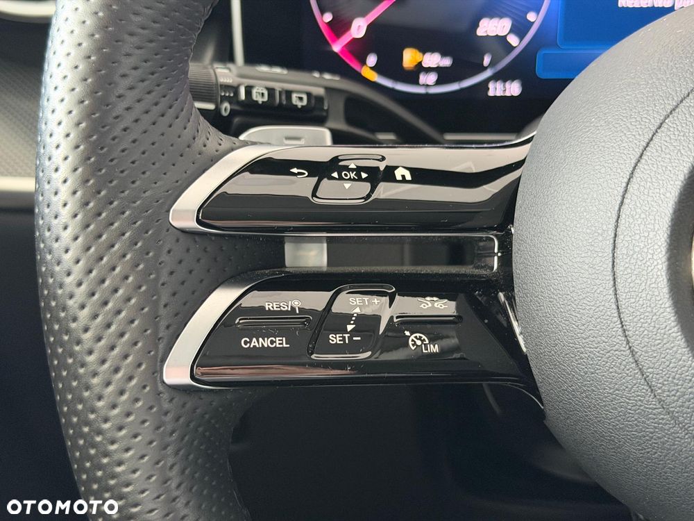 Mercedes-Benz GLC - 17