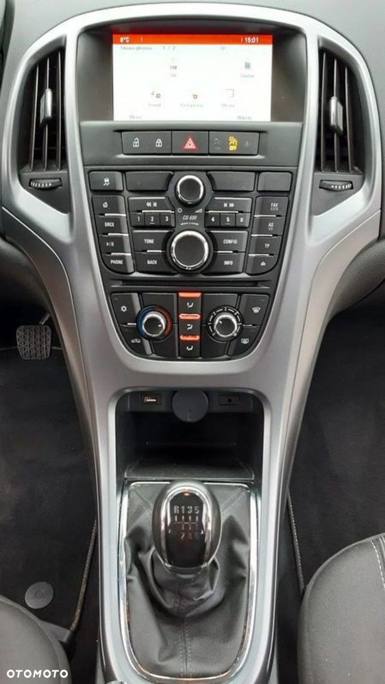 Opel Astra 1.4 Turbo Style - 26