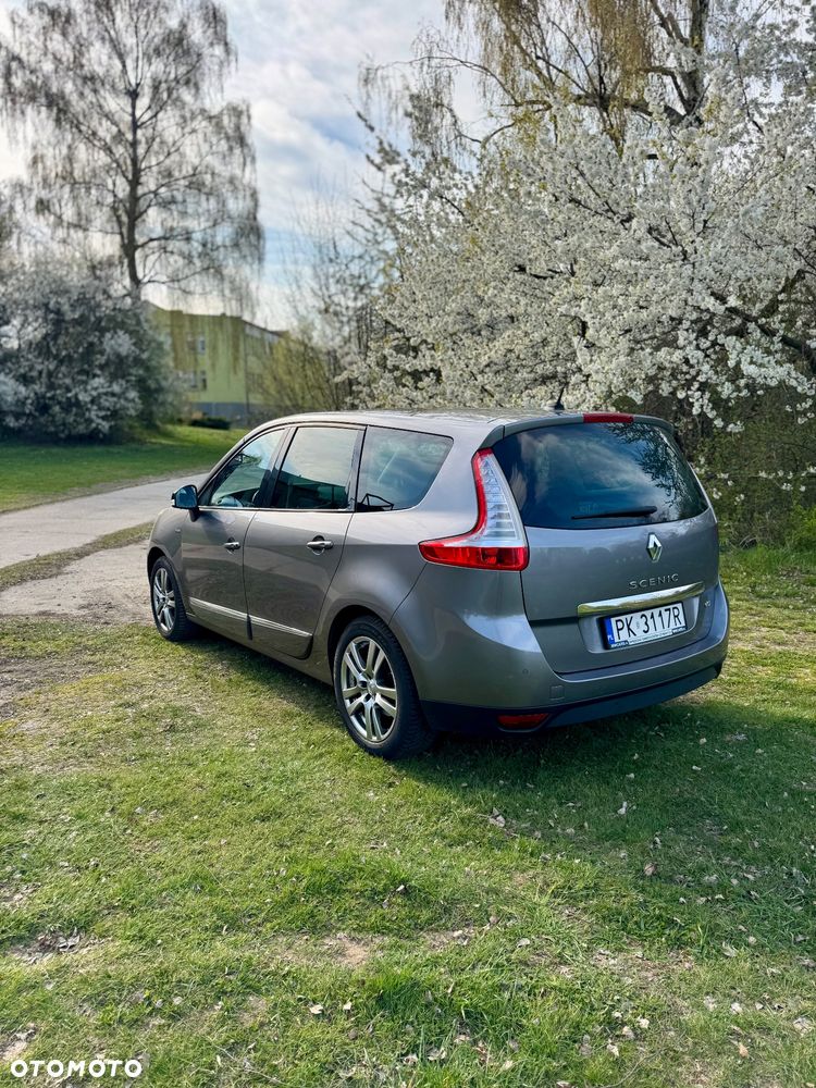 Renault Grand Scenic Gr 2.0 dCi Bose - 8