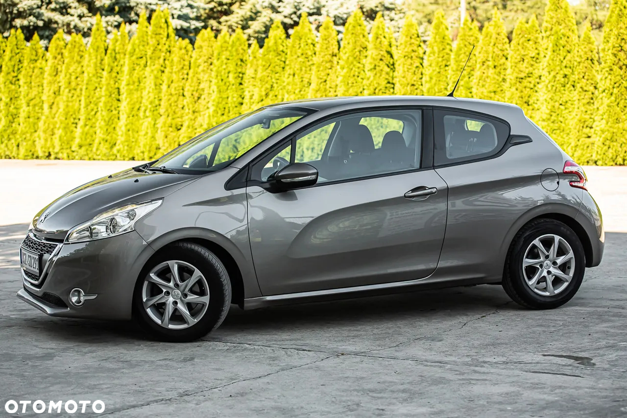 Peugeot 208 - 7