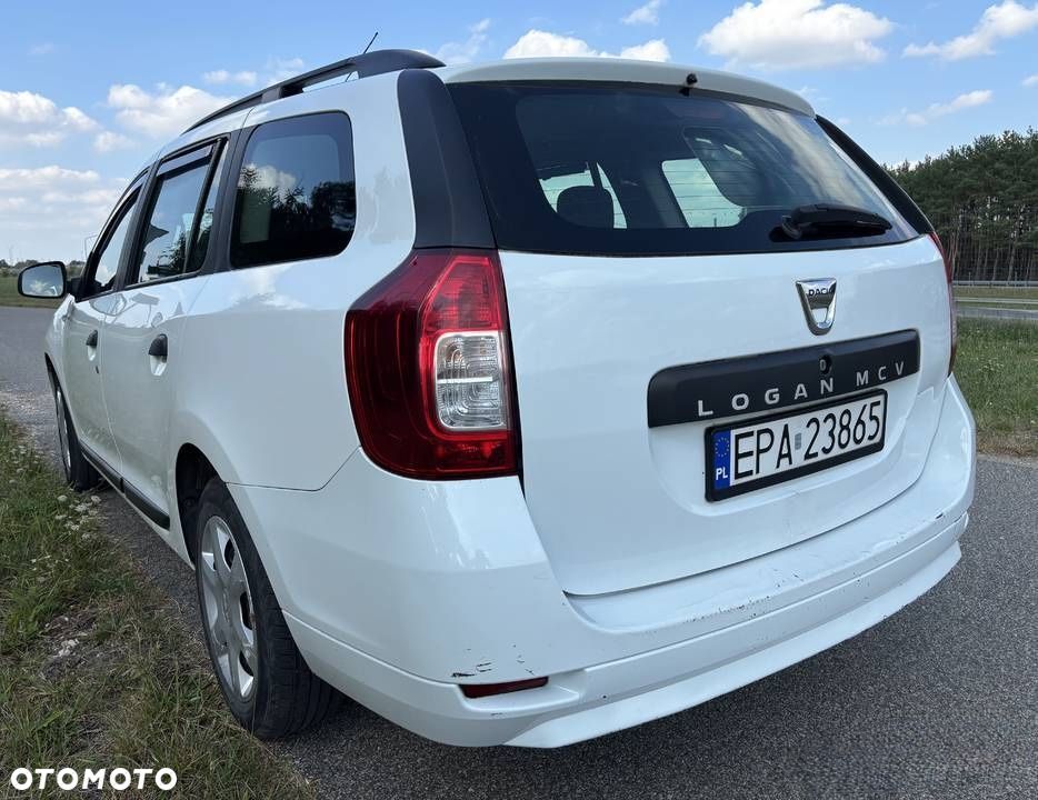 Dacia Logan 1.2 16V Laureate - 4