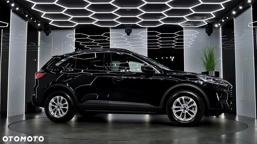 Ford Kuga 1.5 EcoBoost FWD Titanium - 11