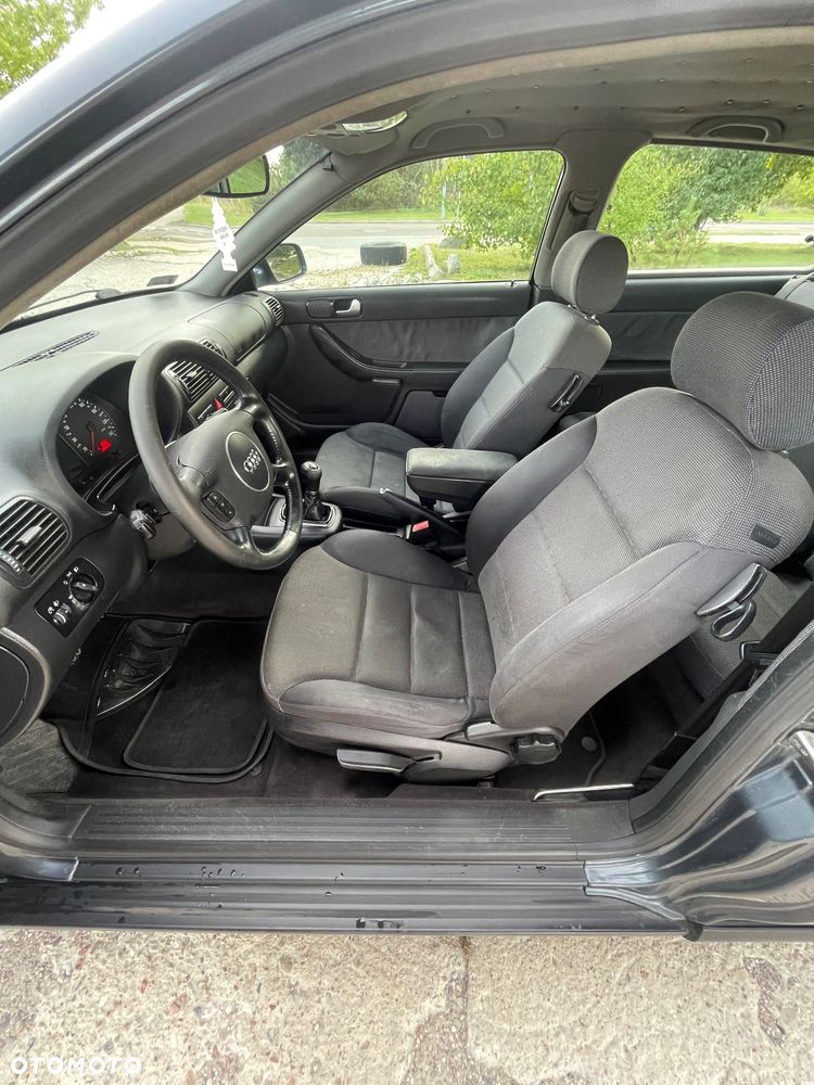 Audi A3 1.9 TDI Ambiente - 18