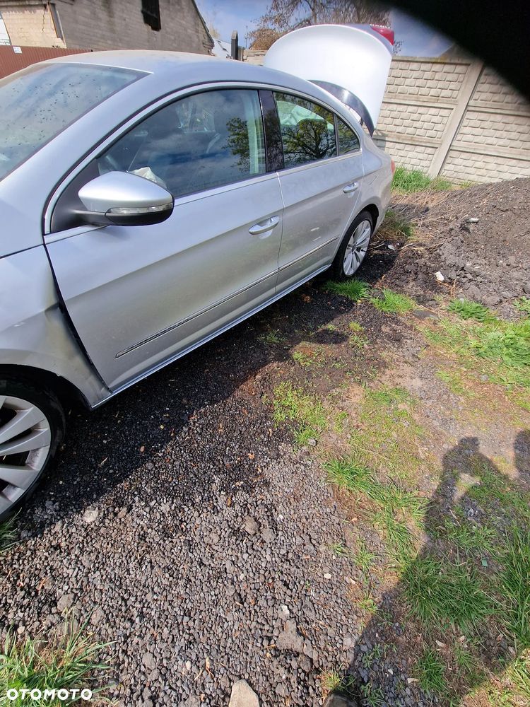 Drzwi  lewy  przód  vw  Passat  cc  w kolorze LA7W - 3