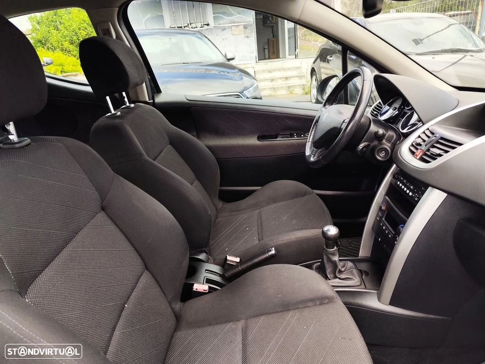 Peugeot 207 1.4 16V Sport - 7