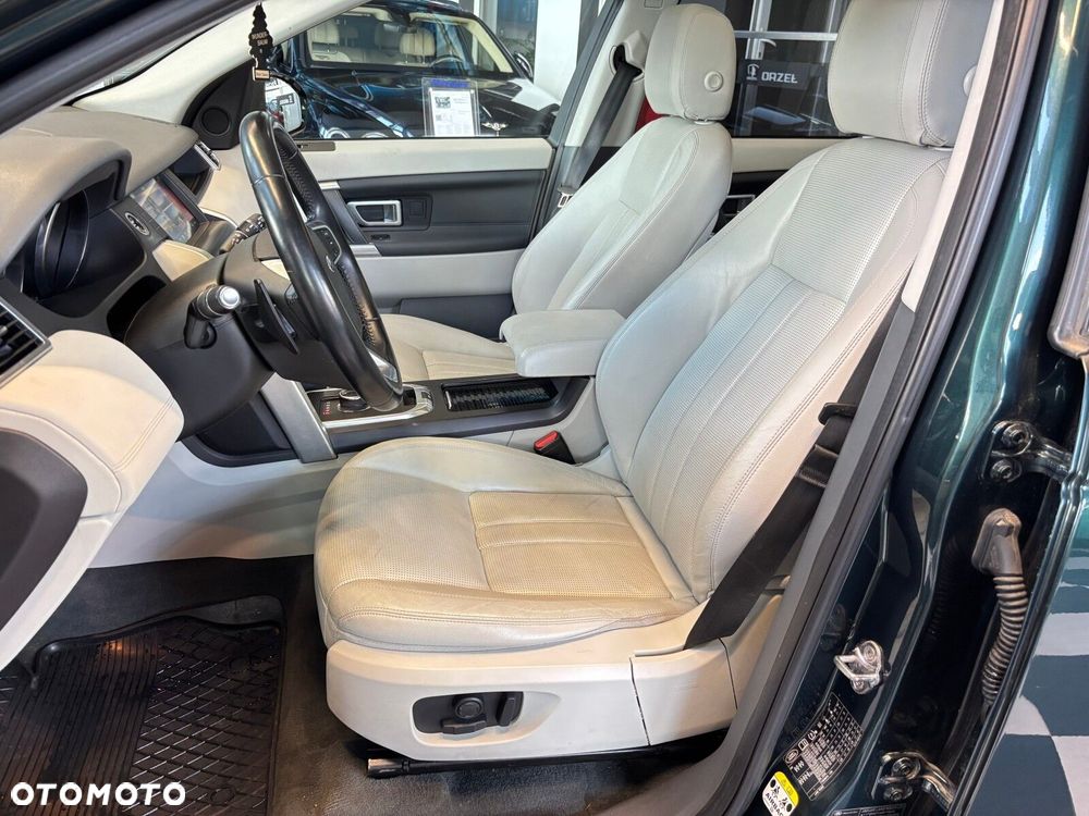 Land Rover Discovery Sport - 10
