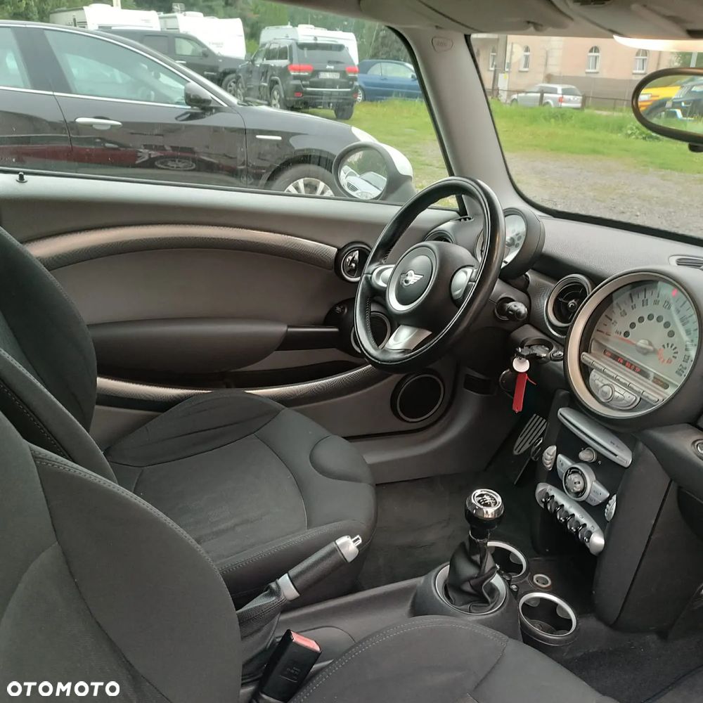 MINI Cooper S Standard - 10