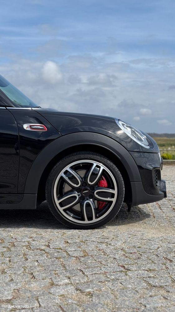 MINI 3 Portas John Cooper Works Auto Desportiva - 2
