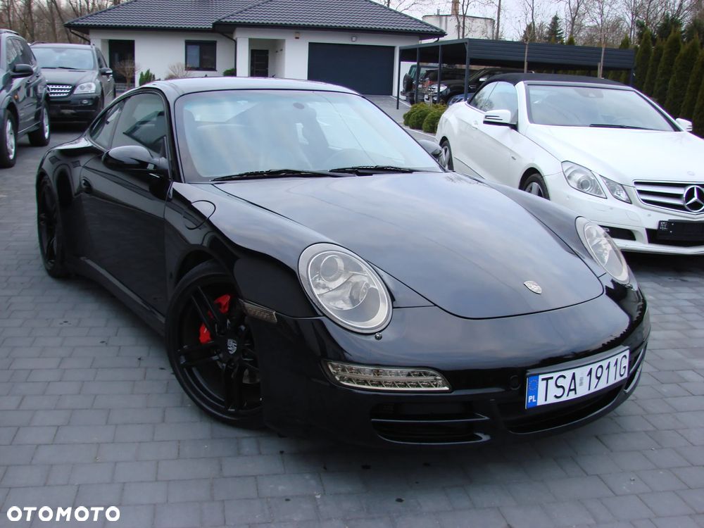 Porsche 911 Carrera 4 S - 4