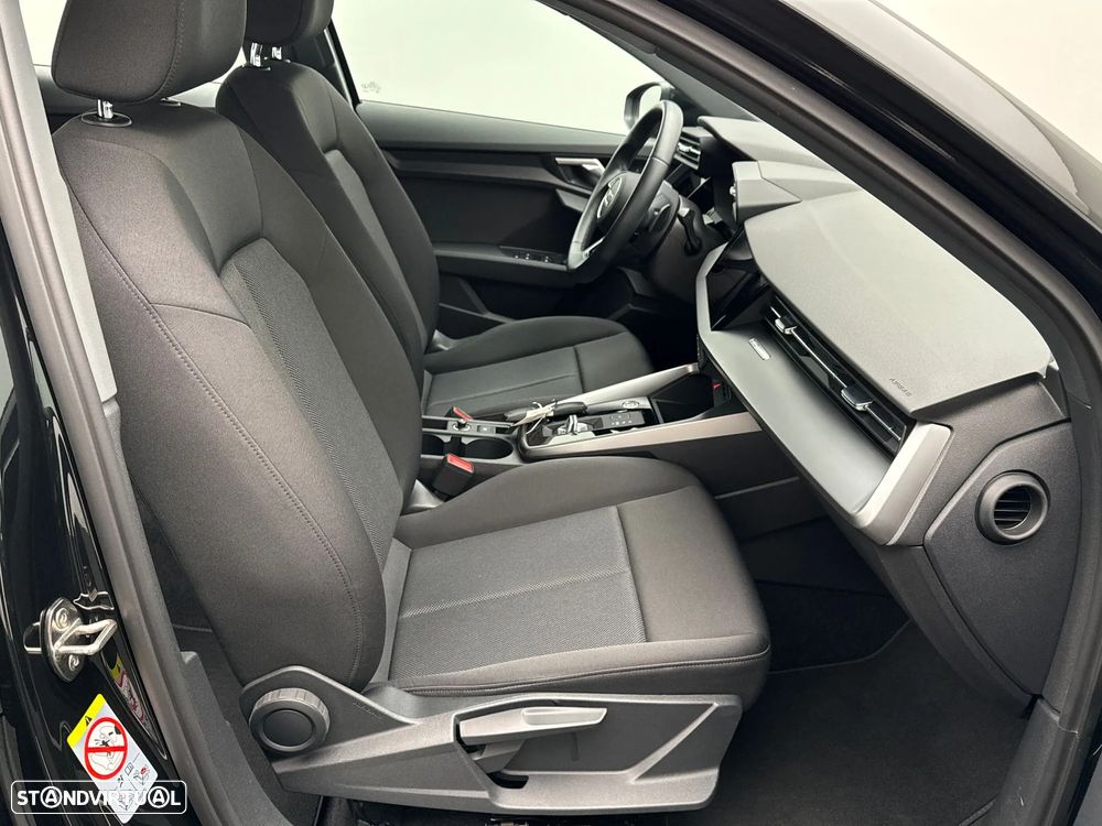 Audi A3 Sportback 30 TFSI S tronic - 23