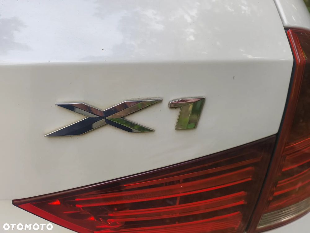 BMW X1 - 32
