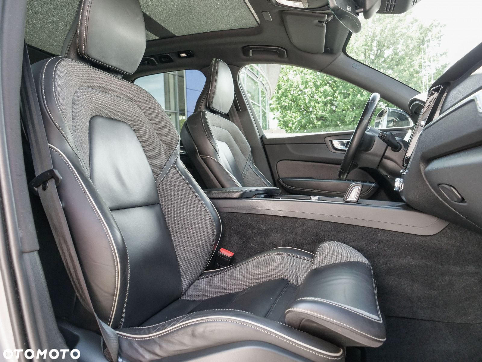 Volvo XC 60 - 30