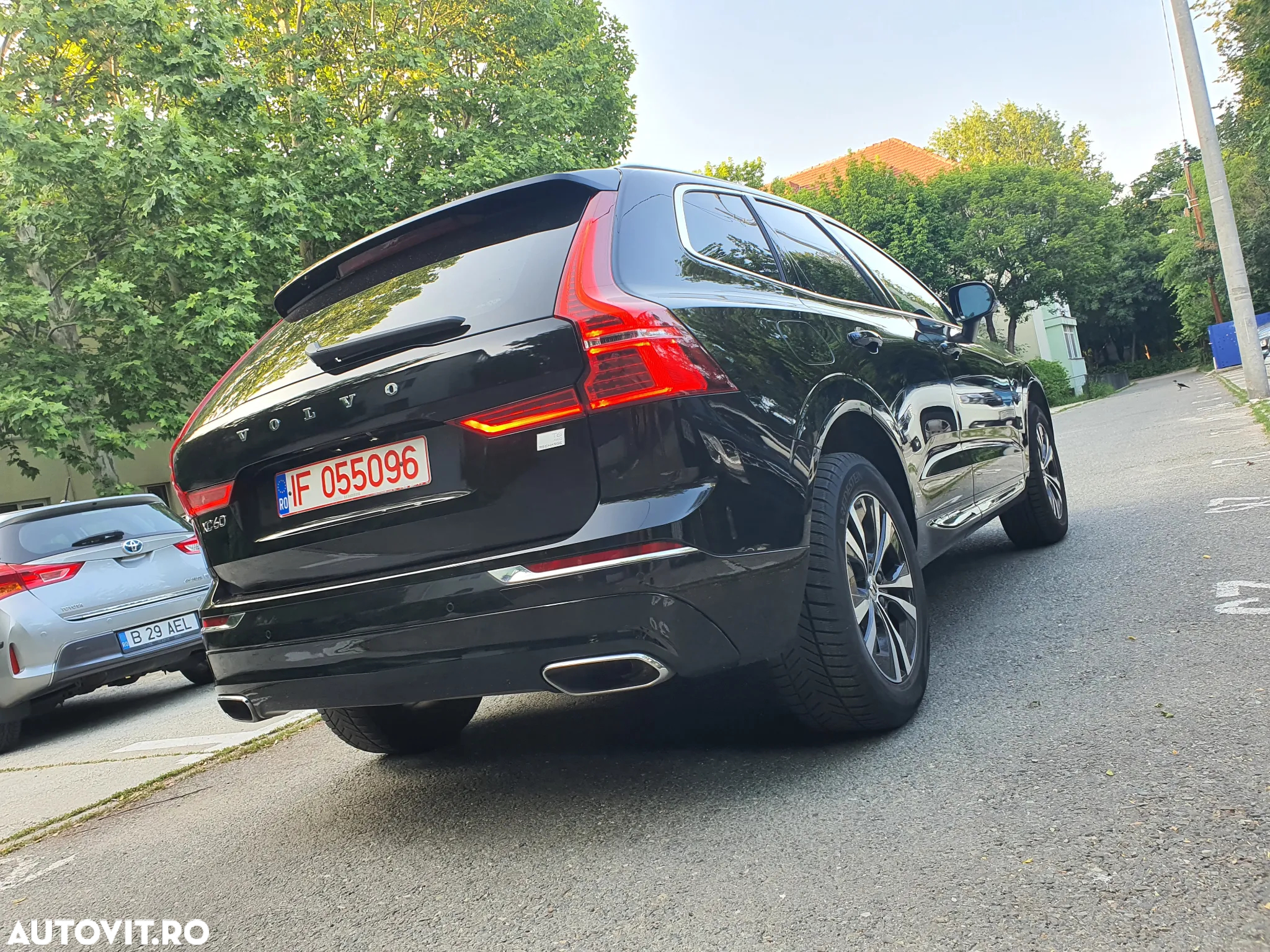 Volvo XC 60 T6 AWD Recharge Geartronic RDesign Expression - 15