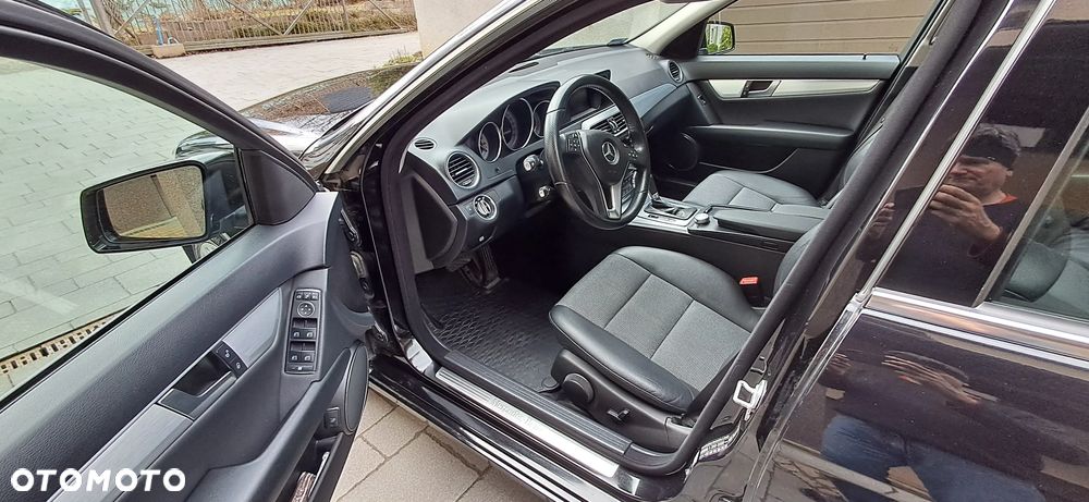 Mercedes-Benz Klasa C 180 7G-TRONIC - 6