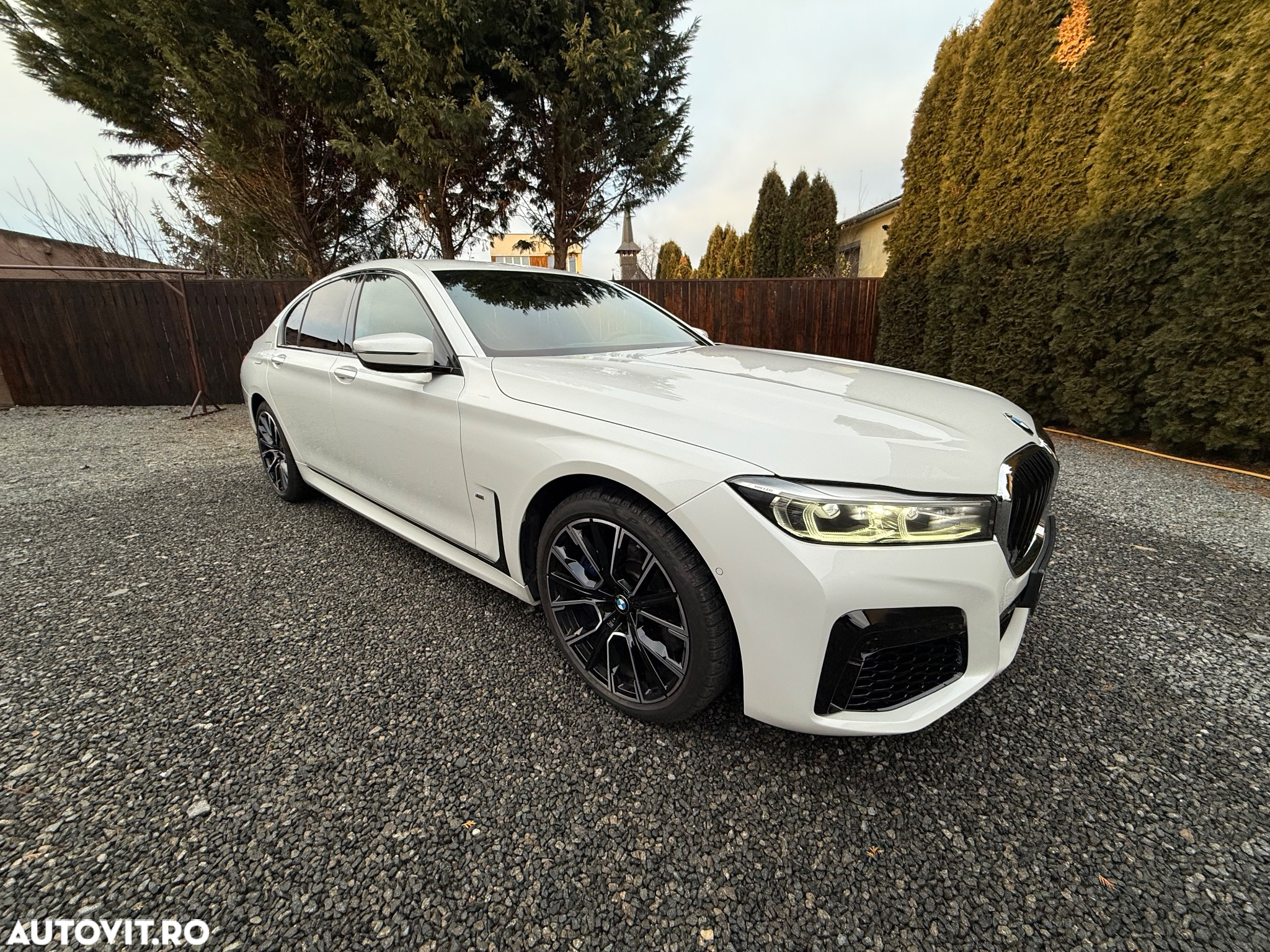 BMW Seria 7 740d xDrive - 5