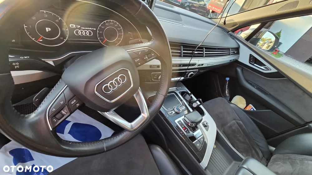 Audi Q7 - 16