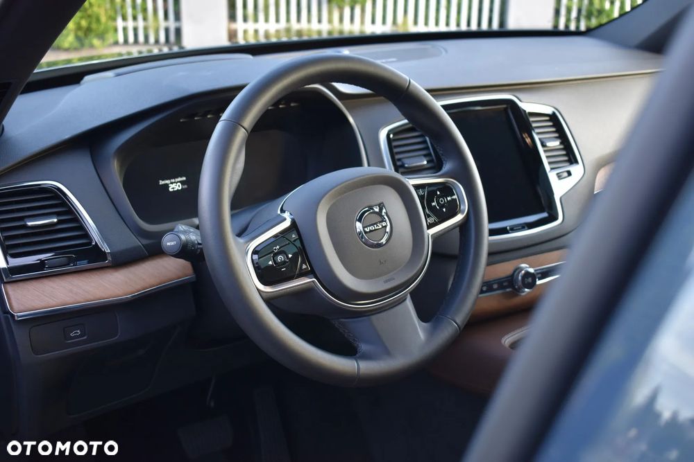 Volvo XC 90 B5 B AWD Plus Bright - 12