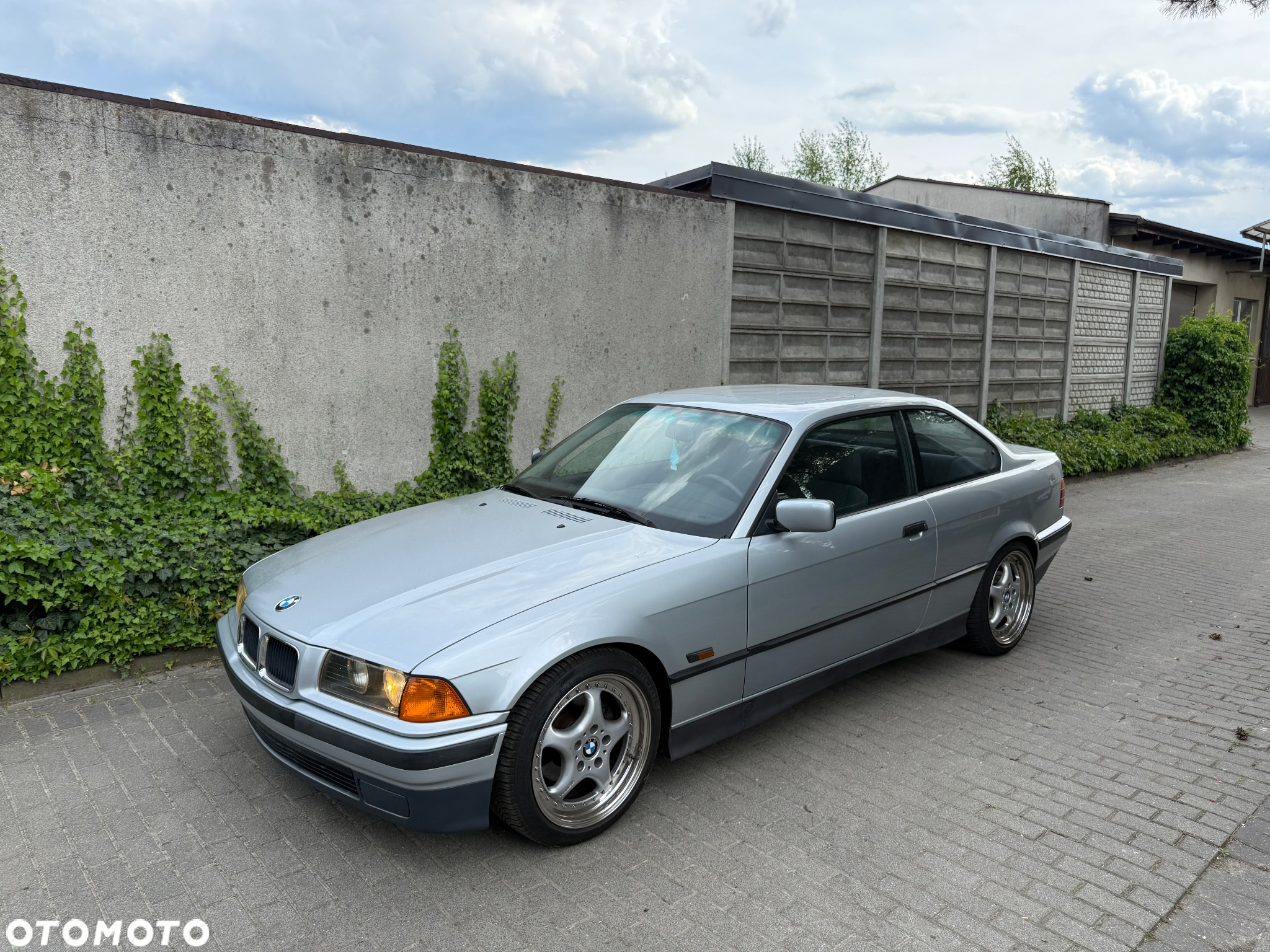 BMW Seria 3 316i - 2